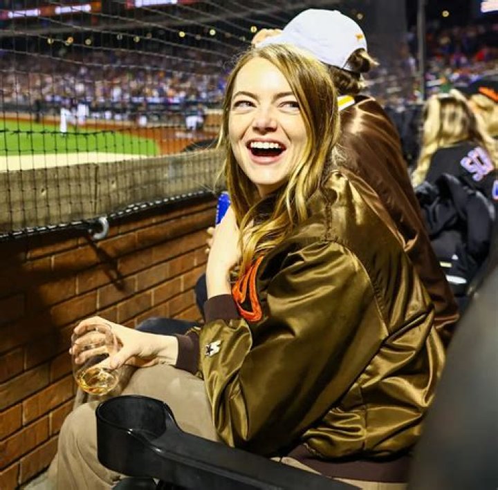 
Emma Stone Booed at Citi Field for Wearing Padres Gear — But Gets Last Laugh with a Team Win 