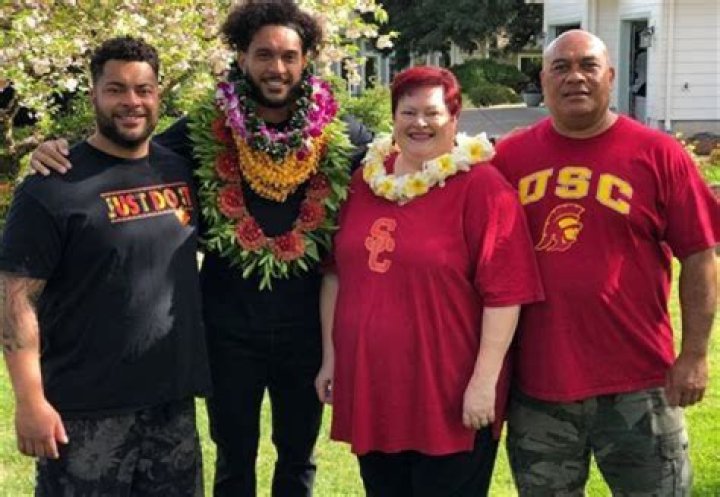 Talanoa Hufanga Parents, Tevita And Tanya, Tonga Family Facts